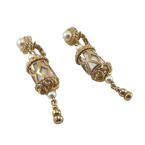 Emmons Magic Lantern Rare Gold Tone 1960s Pearl Drop Earrings With Filigree Desi - Picture 8 of 12